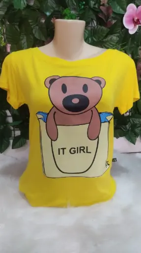 Blusa amarela com estampa TM único